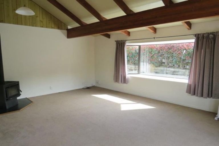 Photo of property in 36 Poplar Grove, Whalers Gate, New Plymouth, 4310