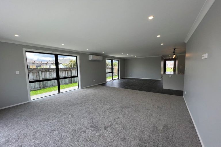 Photo of property in 10 Sanson Place, Levin, 5510