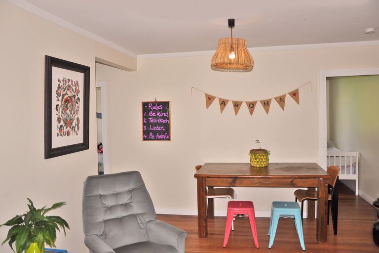 Photo of property in 23 Cumberland Street, Leigh, 0985