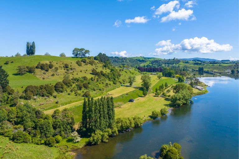 Photo of property in 2310 Maungatautari Road, Maungatautari, Cambridge, 3494