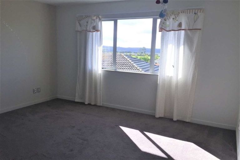 Photo of property in 64 Oakway Drive, Schnapper Rock, Auckland, 0632