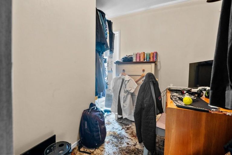 Photo of property in 2/99 Prince Regent Drive, Half Moon Bay, Auckland, 2012