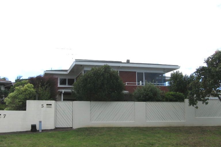 Photo of property in 5 Katui Street, Castor Bay, Auckland, 0620