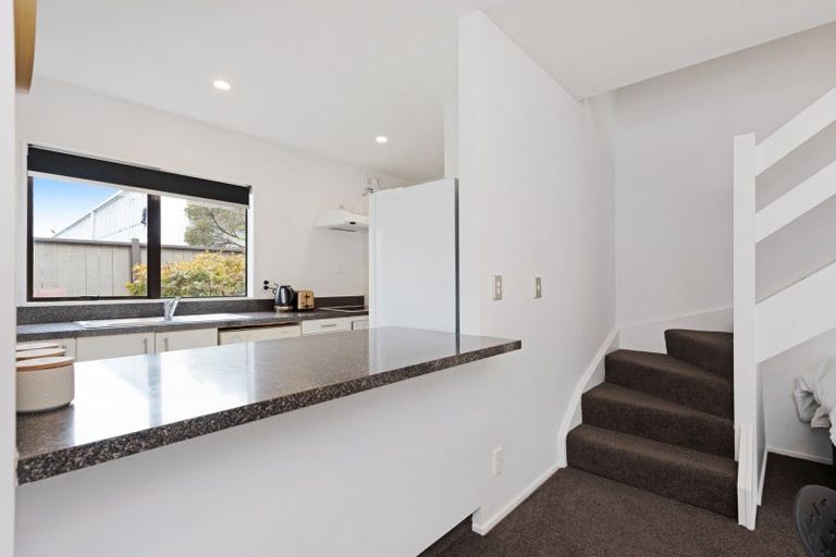 Photo of property in 10 George Street, Thorndon, Wellington, 6011