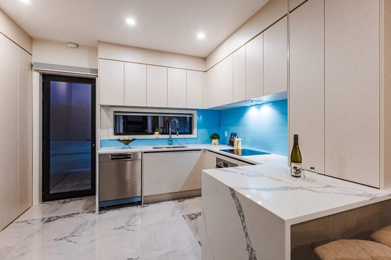 Photo of property in 15/21 Hazards Road, Weymouth, Auckland, 2103