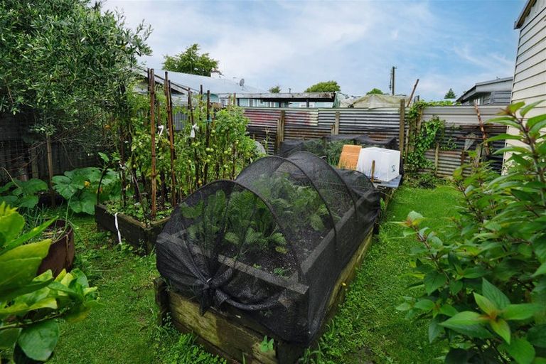 Photo of property in 37 Dryden Road, Enderley, Hamilton, 3214