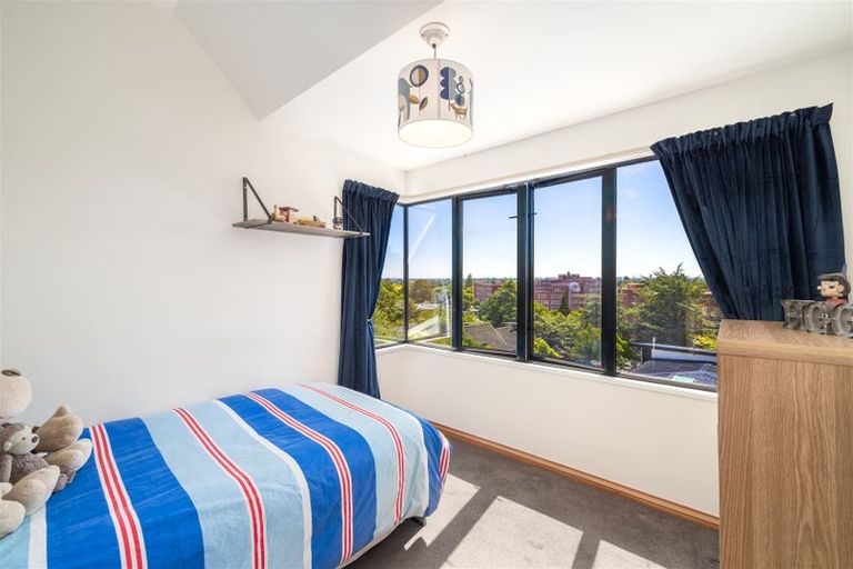 Photo of property in 13 Nehru Place, Cashmere, Christchurch, 8022