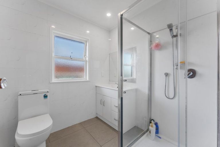 Photo of property in 1/42 Wallace Road, Papatoetoe, Auckland, 2025