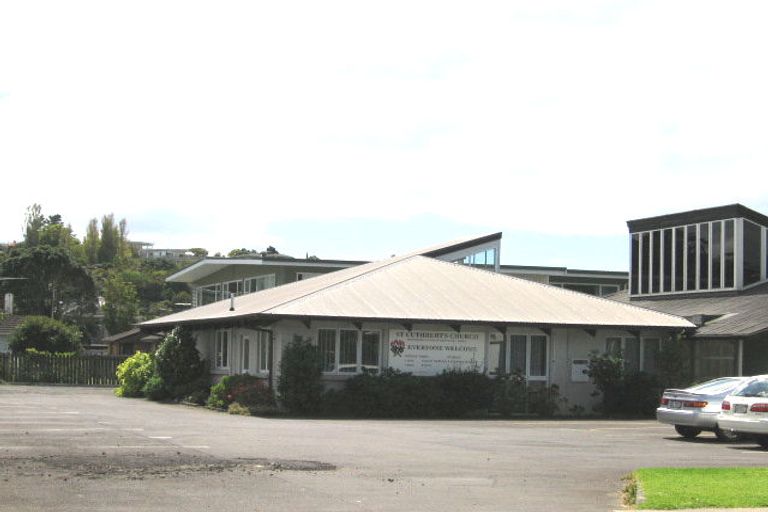 Photo of property in 3/49 Anzac Road, Browns Bay, Auckland, 0630