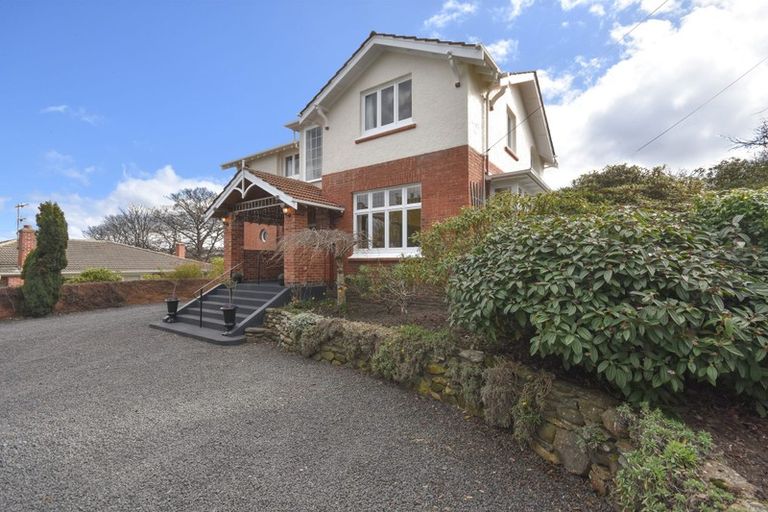 Photo of property in 135 Eglinton Road, Mornington, Dunedin, 9011