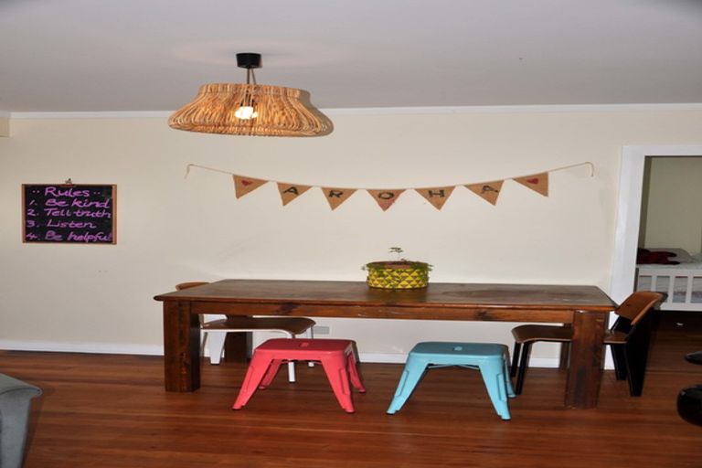 Photo of property in 23 Cumberland Street, Leigh, 0985