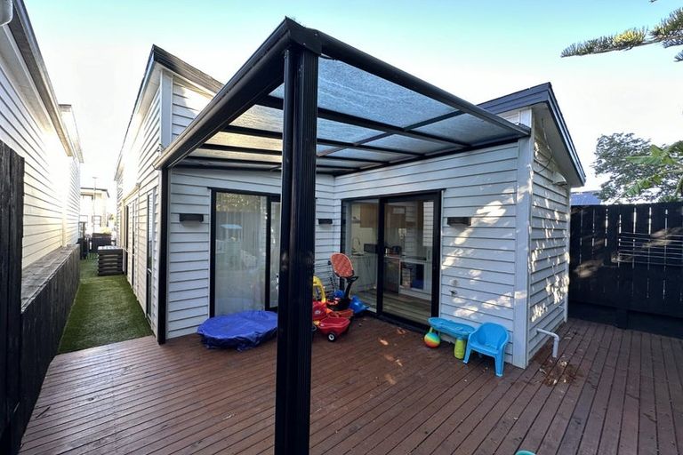 Photo of property in 3b Matakohe Road, Westgate, Auckland, 0814