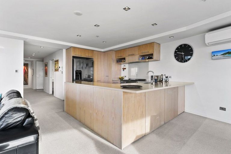 Photo of property in 1/50 Marine Parade, Mount Maunganui, 3116
