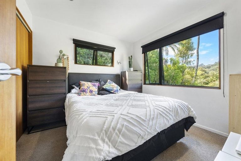 Photo of property in 46 Stoney Creek Drive, Waitakere, Henderson, 0782