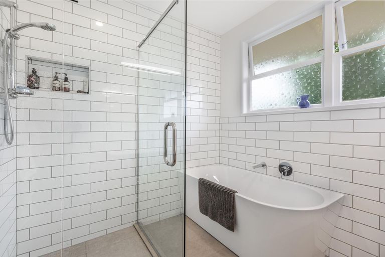 Photo of property in 98 Coronation Road, Morrinsville, 3300