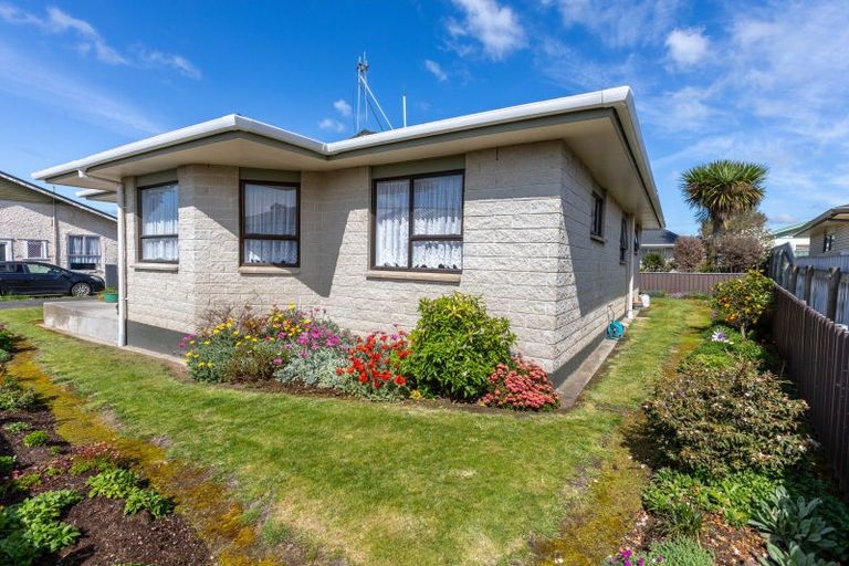 Photo of property in 8b Allardice Street, Dannevirke, 4930