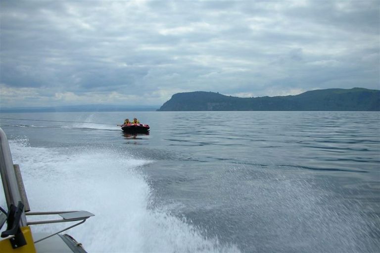 Photo of property in 2 Whakamoenga Point, Acacia Bay, Taupo, 3385