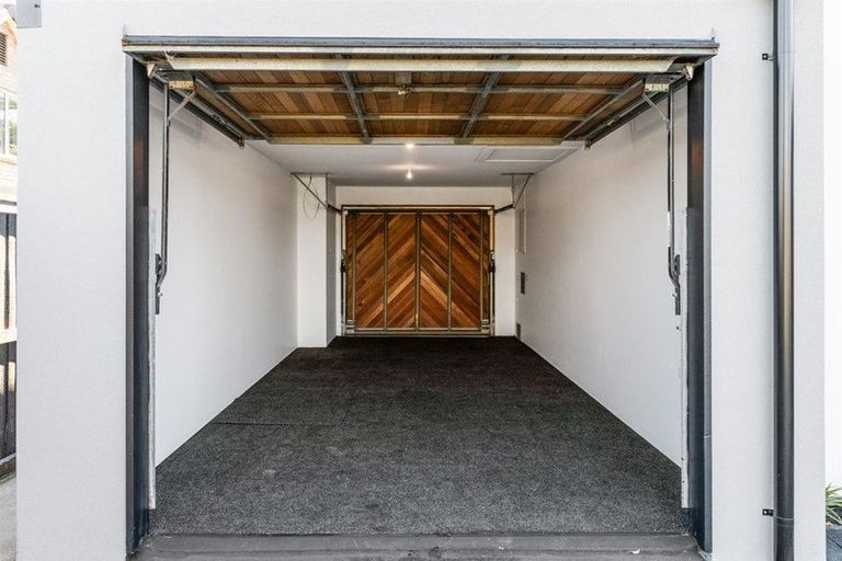 Photo of property in 15 Blarney Place, Casebrook, Christchurch, 8051