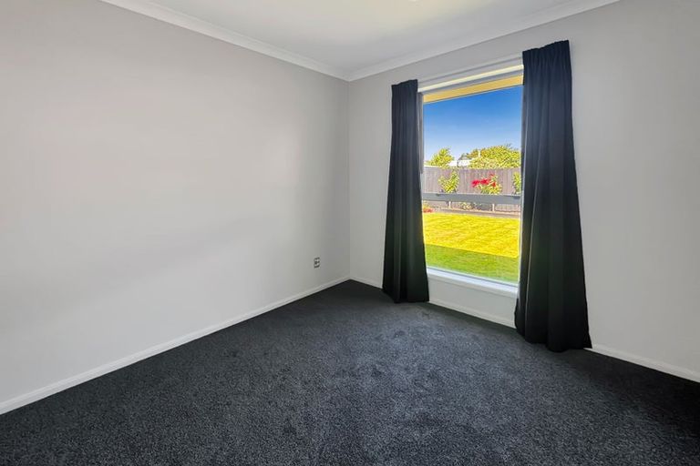Photo of property in 17 Maurice Stanton Place, Shirley, Christchurch, 8052