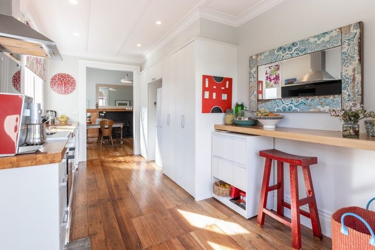 Photo of property in 80 Vigor Brown Street, Napier South, Napier, 4110