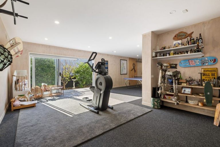 Photo of property in 27 Hemi Street, Narrow Neck, Auckland, 0622