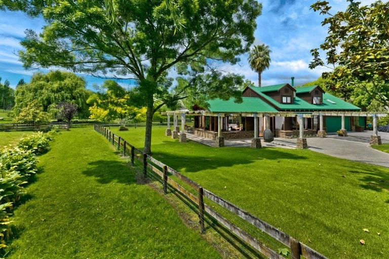 Photo of property in 66 Postman Road, Dairy Flat, Albany, 0794