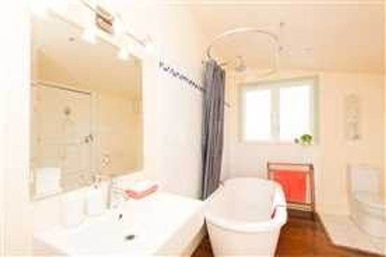 Photo of property in 35 Awatea Street, Ranui, Porirua, 5024