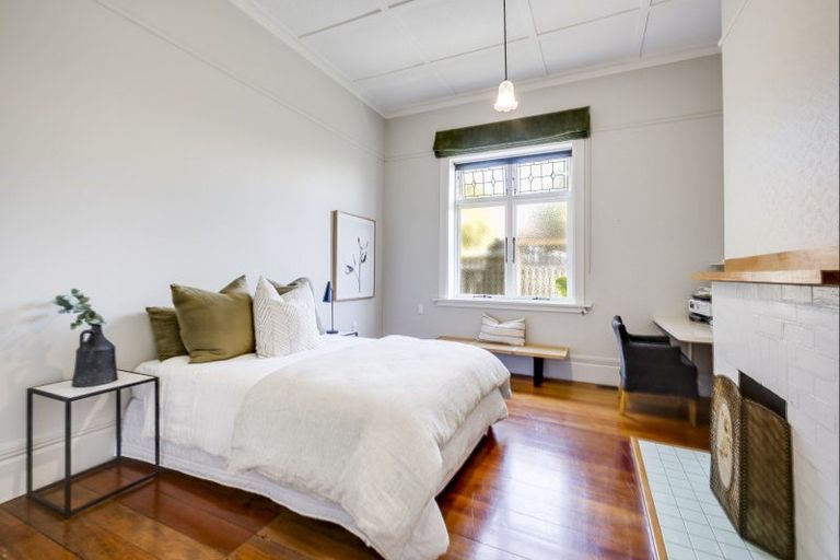 Photo of property in 14 Hall Street, Napier South, Napier, 4110