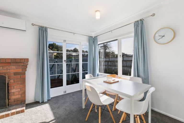 Photo of property in 1/9 Merriefield Avenue, Forrest Hill, Auckland, 0620