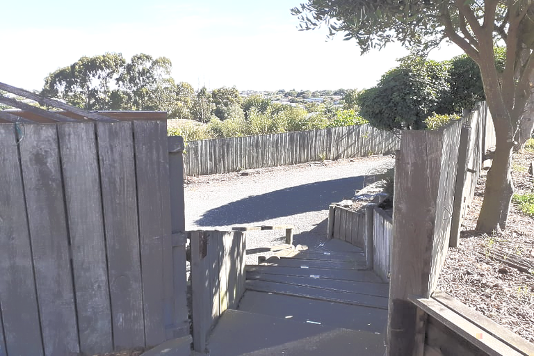 Photo of property in 6 Ellesmere Place, Oceanview, Timaru, 7910