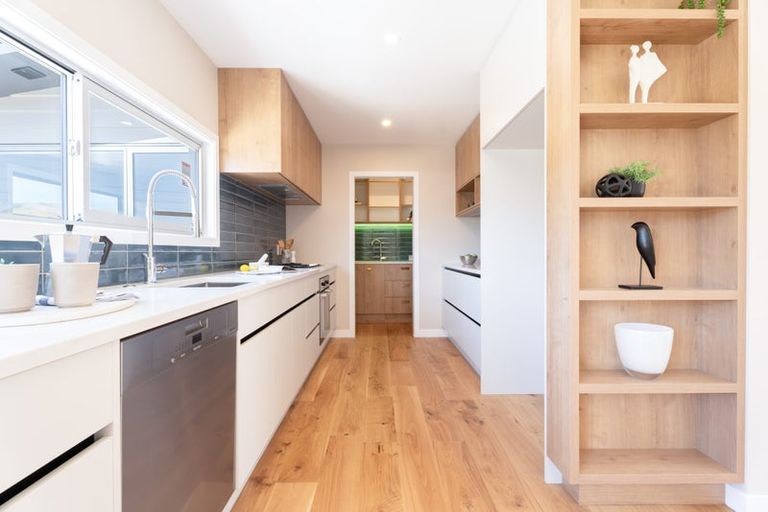 Photo of property in 69 Atherton Terrace, Churton Park, 6037