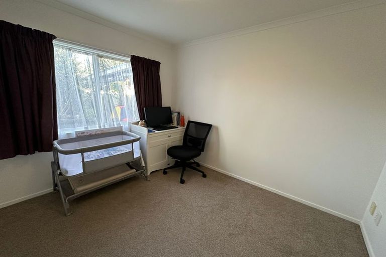 Photo of property in 3 Dunbarton Drive, Ranui, Auckland, 0612