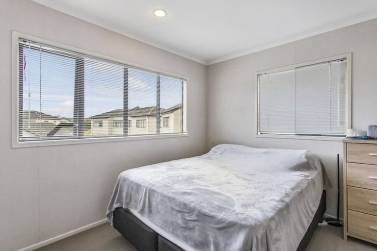 Photo of property in 21 Skip Lane, East Tamaki, Auckland, 2013