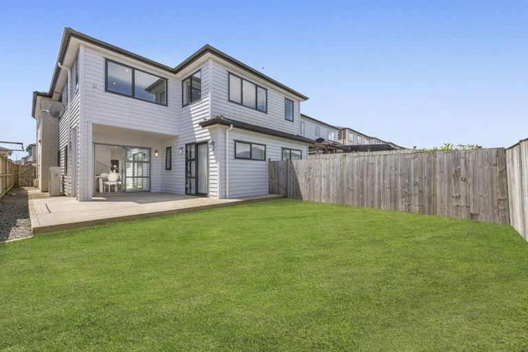Photo of property in 11 Hangahai Road, Flat Bush, Auckland, 2019