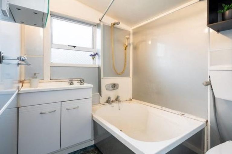 Photo of property in 67 Loyalty Street, Forbury, Dunedin, 9012