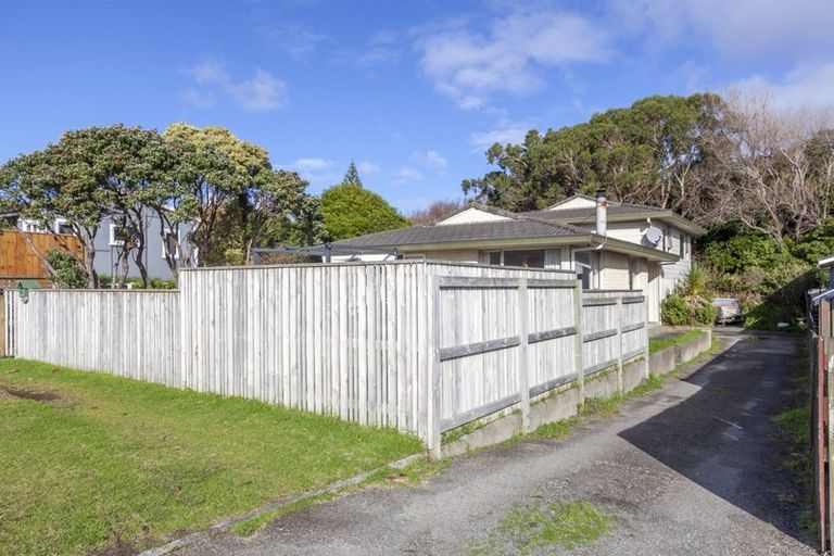 Photo of property in 22 Ocean Road, Paraparaumu Beach, Paraparaumu, 5032