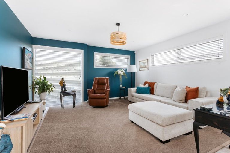 Photo of property in 90 Awataha Crescent, Pyes Pa, Tauranga, 3110