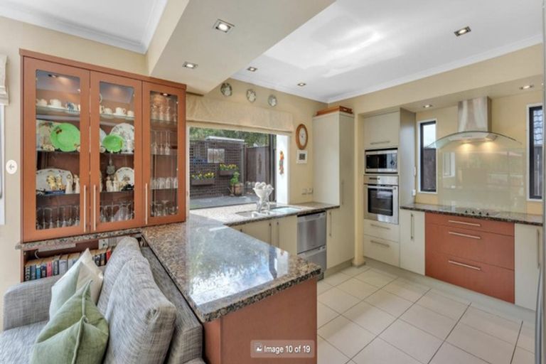 Photo of property in 24 Olena Avenue, Sunnyhills, Auckland, 2010
