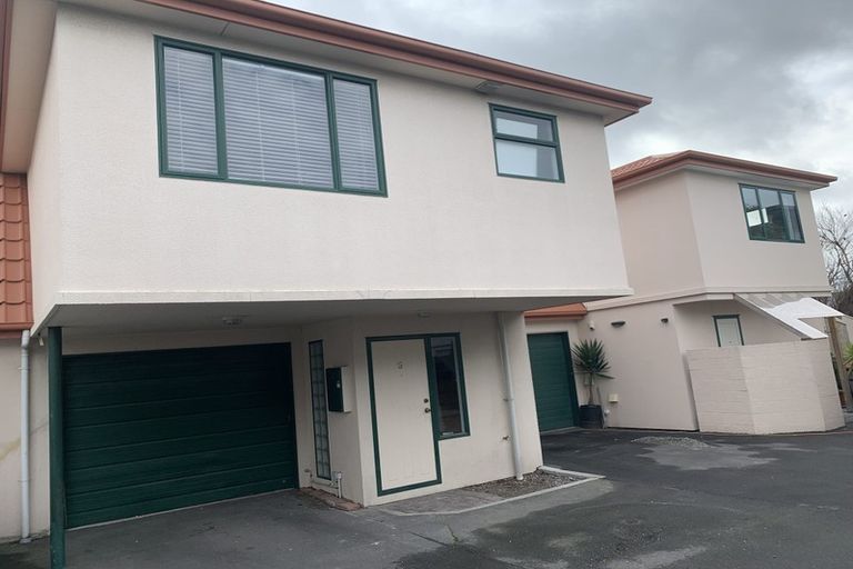 Photo of property in 68d Thackeray Place, Waltham, Christchurch, 8023