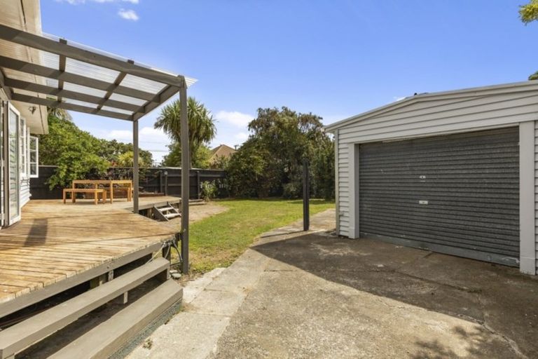 Photo of property in 77a Riverside Drive, Waiwhetu, Lower Hutt, 5010