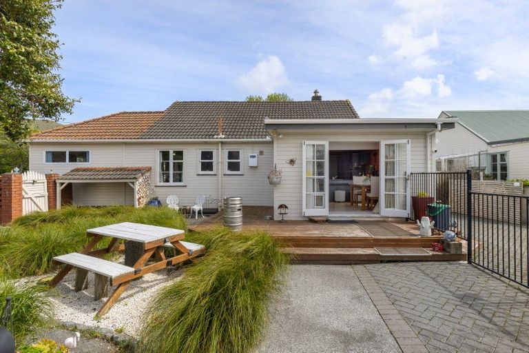 Photo of property in 89 Waddington Drive, Naenae, Lower Hutt, 5011