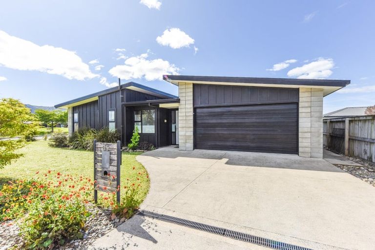 Photo of property in 35 Kerei Street, Motueka, 7120