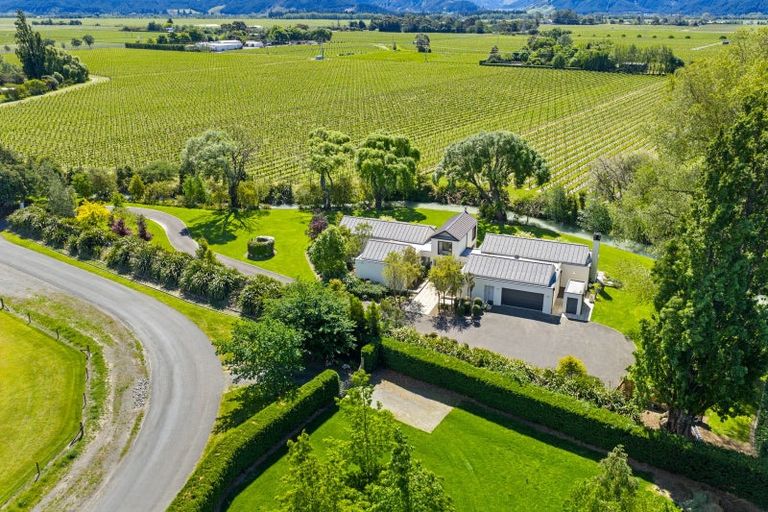 Photo of property in 65 Blicks Road, Renwick, 7204