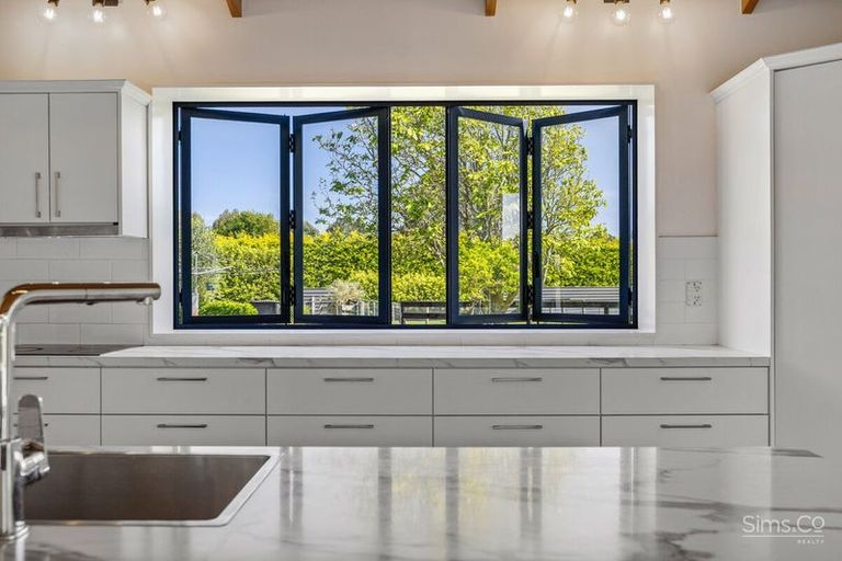 Photo of property in 14 Simpson Road, Westmere, Whanganui, 4574