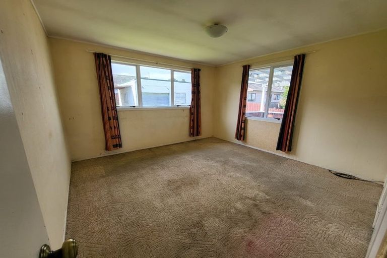Photo of property in 17 Hill Road, Papatoetoe, Auckland, 2025