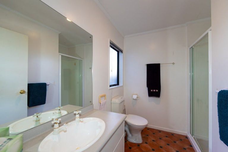 Photo of property in 84 Churchill Drive, Taradale, Napier, 4112