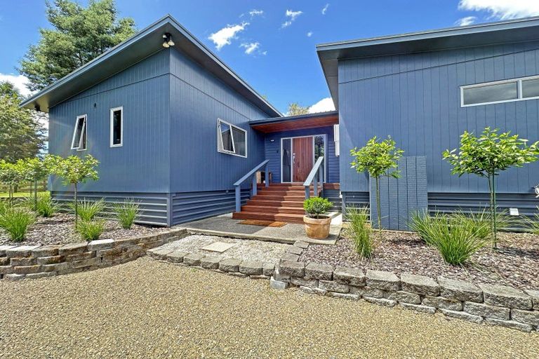 Photo of property in 6 Yasmin Lane, Kinloch, Taupo, 3377