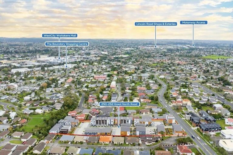 Photo of property in 250a Great North Road, Henderson, Auckland, 0612