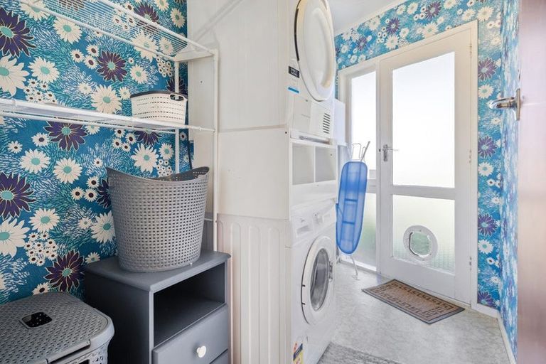 Photo of property in 24 Blackmore Drive, Lynmore, Rotorua, 3010