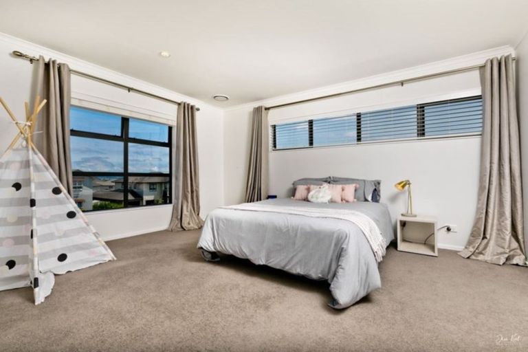 Photo of property in 88 Mackay Drive, Greenhithe, Auckland, 0632